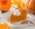 Easy Pumpkin Pie - Zulay Kitchen